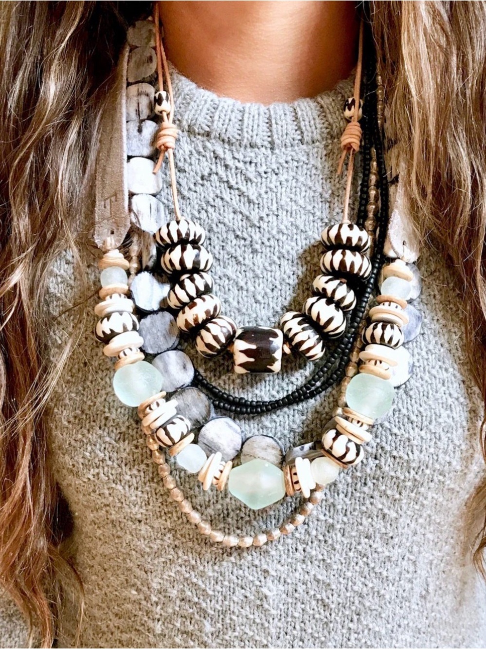 Twine & Twig Neck Party - Mist Batik